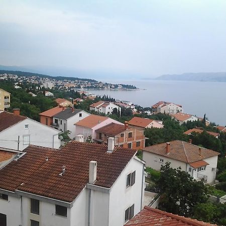 Odvojak Apartments Crikvenica Oda fotoğraf