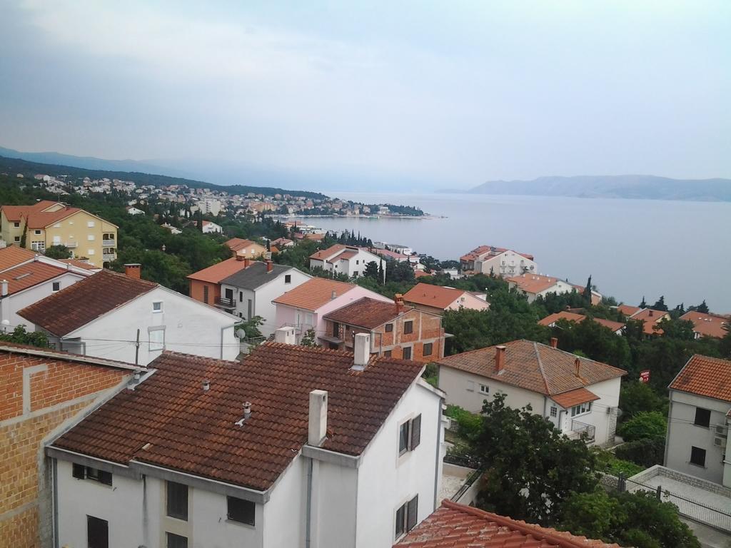 Odvojak Apartments Crikvenica Oda fotoğraf